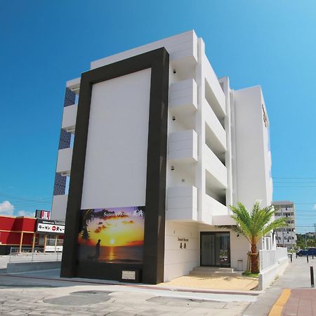 צ'טאן Sunset Resort Mihama -Seven Hotels And Resorts- מראה חיצוני תמונה